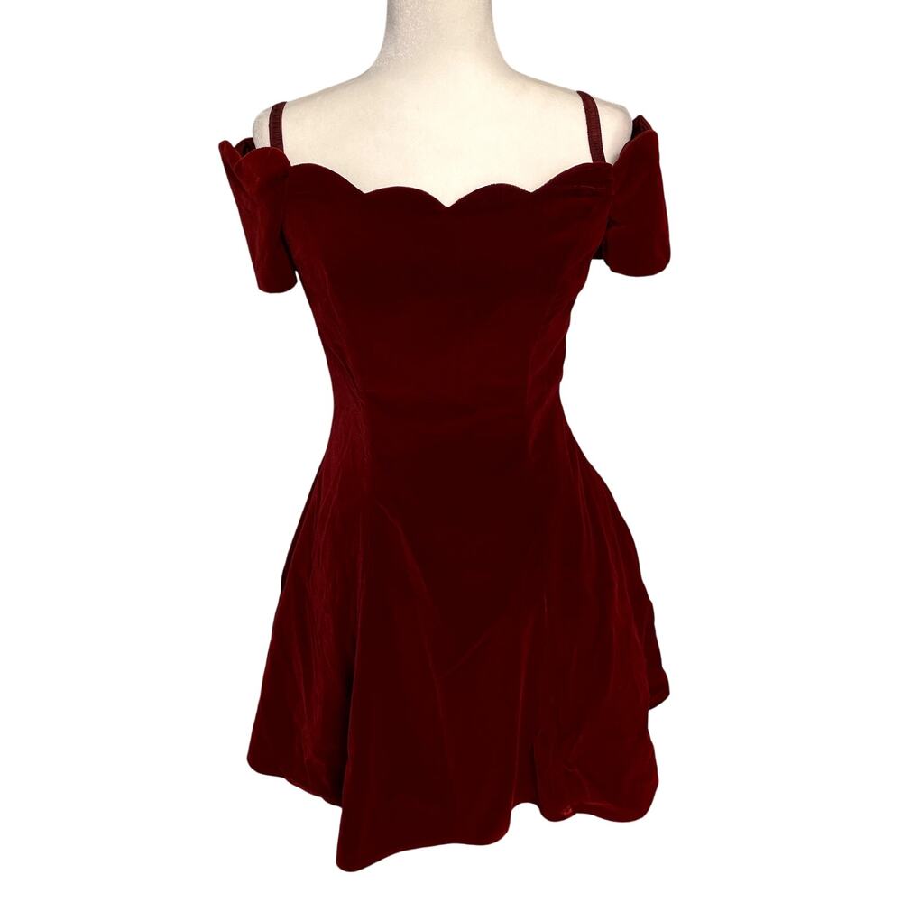 Vintage Roberta Red Velvet Off Shoulder Cocktail Dress 5/6 Whimsigoth Vampy 90s